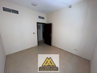 للإيجار غرفة وصالة منفصلة بالجرف 2 عجمان، طابق أرضي، تكييف مركزي، صيانة مجانية، 24 ألف، 4 دفعات.
