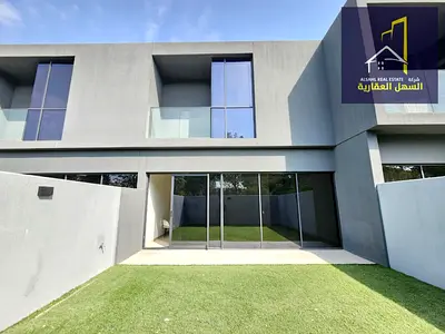 Townhouse with Direct Park View