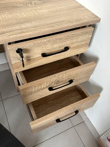 FIRE SALE! Study Table-Excellent Condition