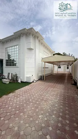Commercial Villa in Al Hazana – Sharjah for rent