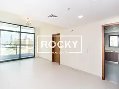 1 B/R APARTMENT WITH BALCONY | POOL & GYM — 3