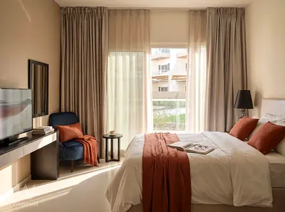 Fully Furnished | Low Floor | Community View