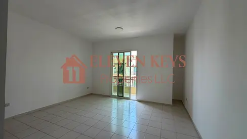 Ready to move I with Balcony I Family or executive People