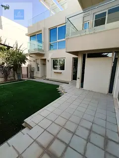 Spacious 4-BR Villa | Private Garden | Ready to Move in | Family Villa
