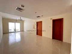 Exclusive ! 1,006 Sqft - Spacious Layout ! Balcony ! Vacant — 2