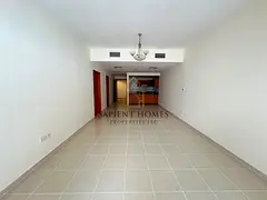 Exclusive ! 1,006 Sqft - Spacious Layout ! Balcony ! Vacant — 3