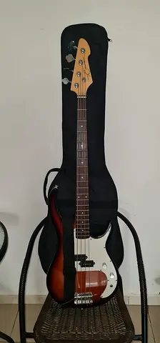 Peavey 4-String Electric Bass Guitar - Sunburst, Pristine Condition