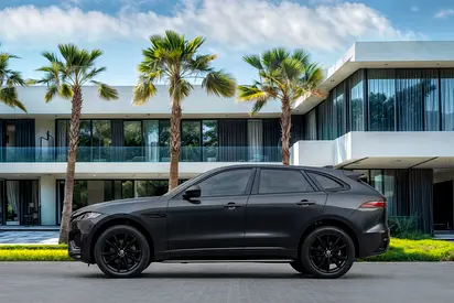 2024 Jaguar F-PACE 照片 2