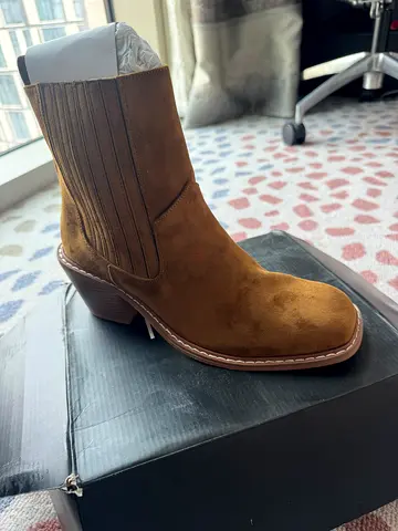 Brown suede mid-calf womens boots, Novo, Brand New