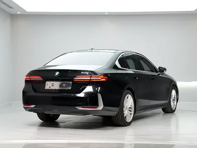 BMW 5 Series 520i, миниатюра 7