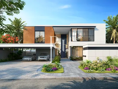 Luxurious 4BR Villa | Prime Location | Big Plot!