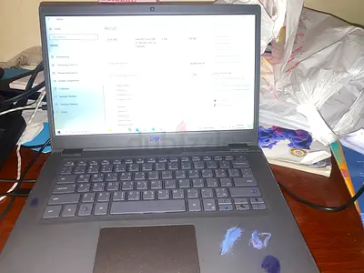 Dell Inspiron 15 laptop - Intel Core i5, 8GB RAM, 256GB SSD (used)