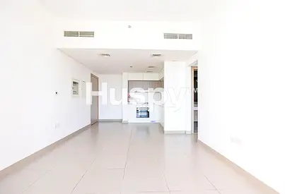 Close to Park I Unfurnished I Multiple Cheques