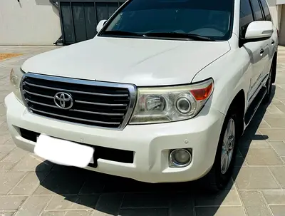 Toyota Land Cruiser EXR 2014 GCC Specs
