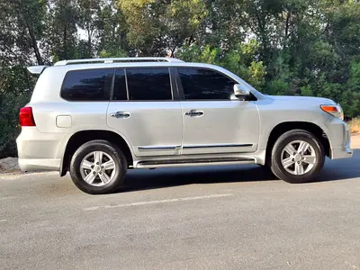 2015 Toyota LAND CRUISER 照片 6