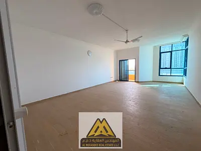 Excellent location | Excellent price | Vibrant area | Close to all amenities | Regular maintenance included | Open view