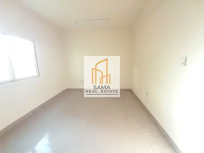 Close kitchen studio available for family Good location central Ac Muwaileh