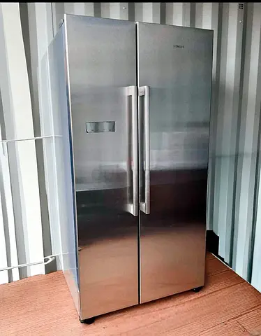 Siemens German Quality Side-by-Side Refrigerator – 90 cm width