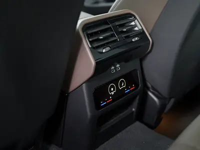 BMW 5 Series 520i, миниатюра 16