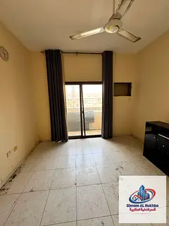 **One month free • Balcony with an open view • Spacious layout • Prime service location • Ve