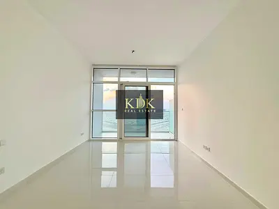 High Floor | Skyline Views | Kitchen Appliances