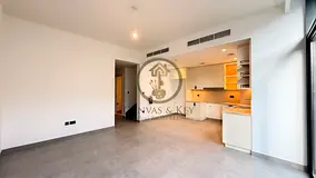 SINGLE ROW | VACANT | NEAR TO POOL &amp; PARK