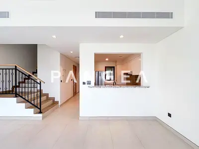 Ready to Move in | Close to Exit | Brand New