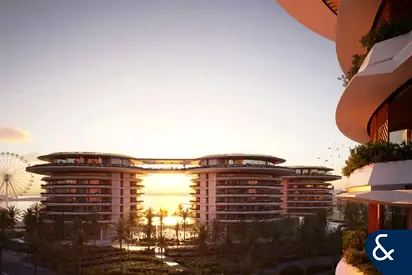 Sea & Skyline Views | Luxury | Beachfront
