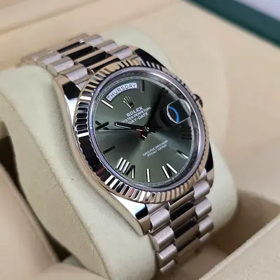 Rolex Day-Date White Gold Olive Dial Men’s Watch 1:1 Clone With Box and Card