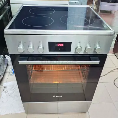 Bosch New model Full Electric Ceramic Cooker Range. SIZE 60Cm