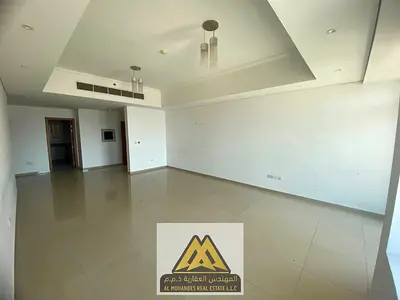 • 3 غرف نوم واسعة • صالة كبيرة • غرفة خادمة • 3 حمامات • جميع الغرف ماستر • 3 بلكونات بإطلالات مميزة • خزائن حائط مدمجة
