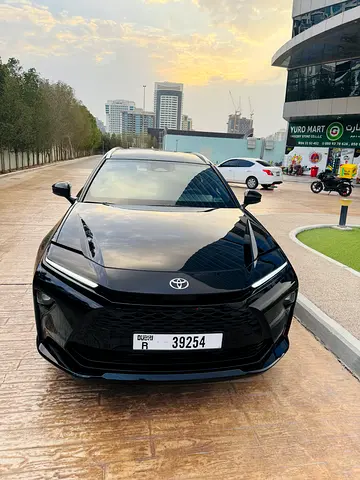 2025 Toyota CROWN 照片 2