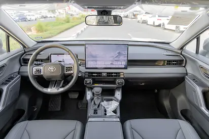 Toyota RAV4, миниатюра 11