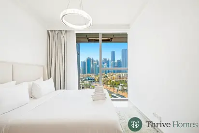 SUMMER DEAL! Stylish 2-Bedroom Living | Steps away from Dubai Mall