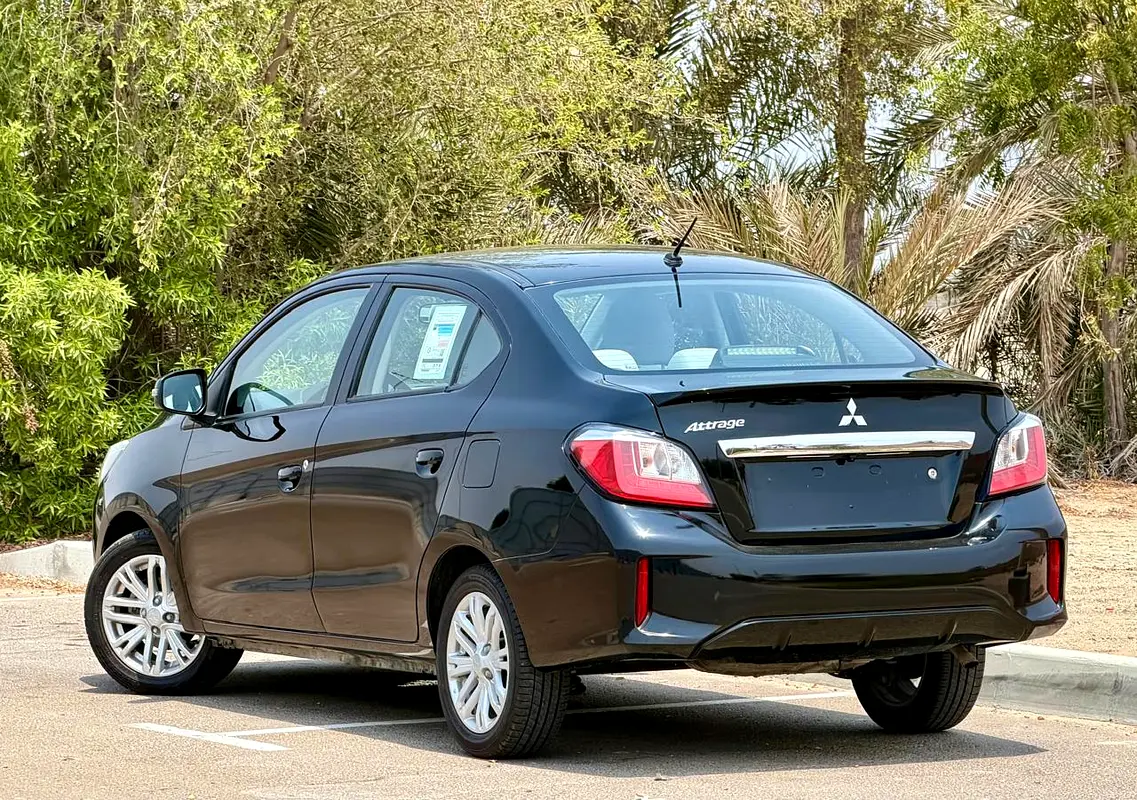 Mitsubishi Attrage 2023