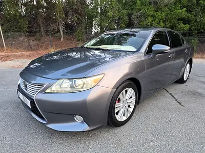 Lexus ES 250 2013 | GCC Specs | Excellent Condition