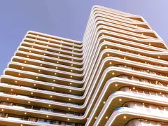 Distress Deal | Iconic Tower | Hotel-Style Amenities | Best Price