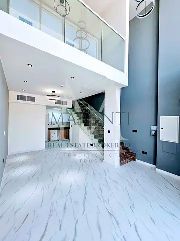 Modern 1BR Villa | Double-Height Layout | community View