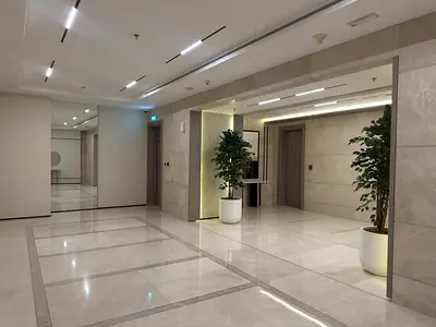 SPACIOUS LAYOUT | PRIME DOWNTOWN LOCATION