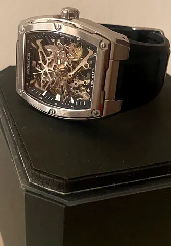 Man automatic watch brand new