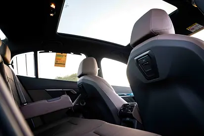 صورة مصغرة 10 لـ 2026 BMW 5-SERIES