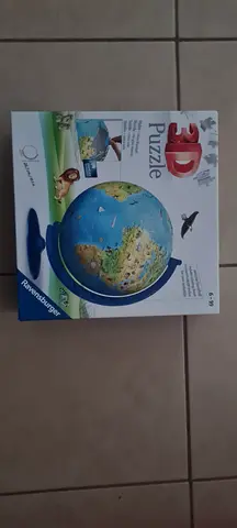 Jigsaw puzzle with globe brand new condition