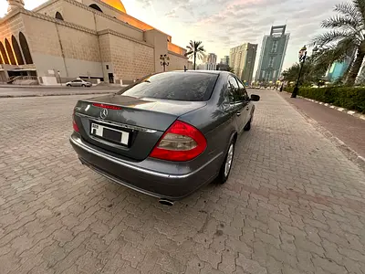 صورة مصغرة 6 لـ 2008 Mercedes-BENZ E-CLASS