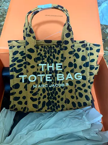 Marc Jacobs The Tote Bag