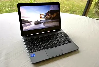 Acer c710 Notebook with charger