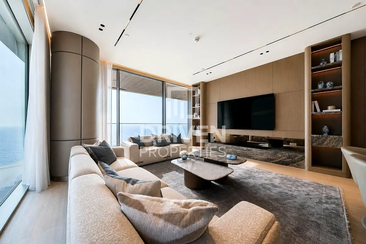 gallery-tour