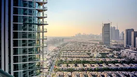 Skyline Retreat | Modern | Prime Location