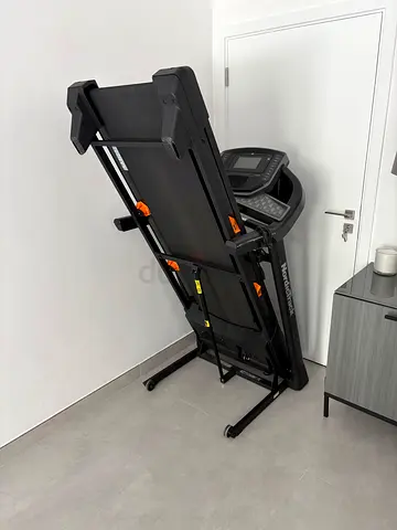 Foldable NordicTrack Treadmill - Space-Saving, Good Condition