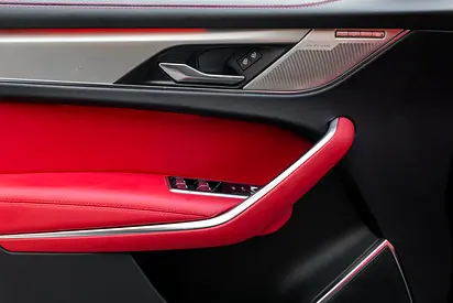 2024 Jaguar F-PACE 照片 13