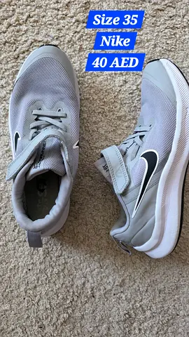 Light grey Nike kids/ladies sneakers EU 35 - Good condition